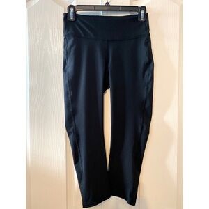 Gap Fit cropped active legging size S black